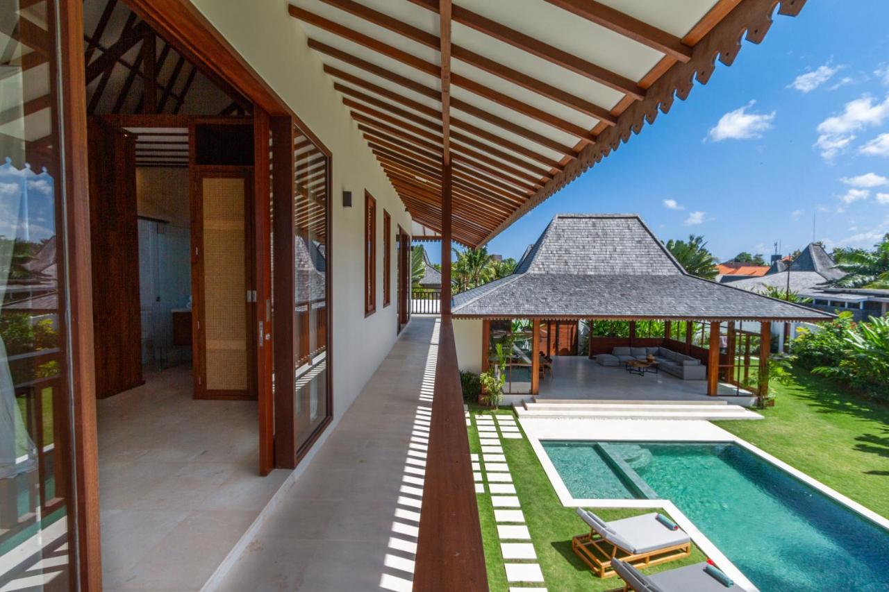 Alea Estate Villa เกอโรโบกัน ภายนอก รูปภาพ