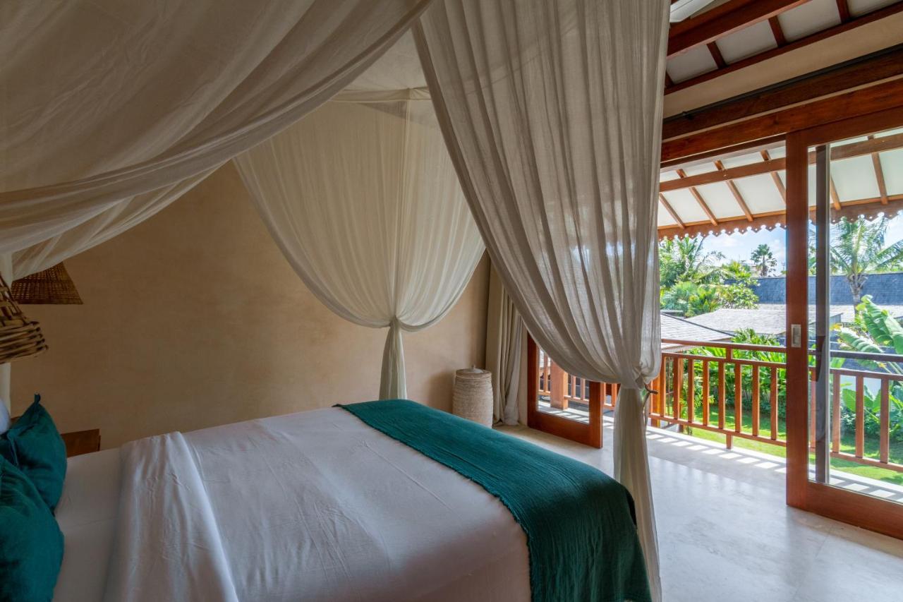 Alea Estate Villa เกอโรโบกัน ภายนอก รูปภาพ