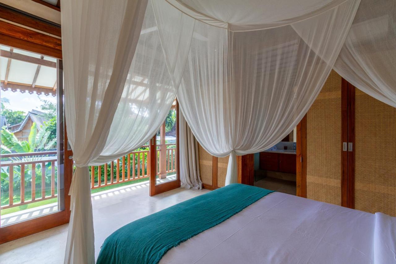 Alea Estate Villa เกอโรโบกัน ภายนอก รูปภาพ